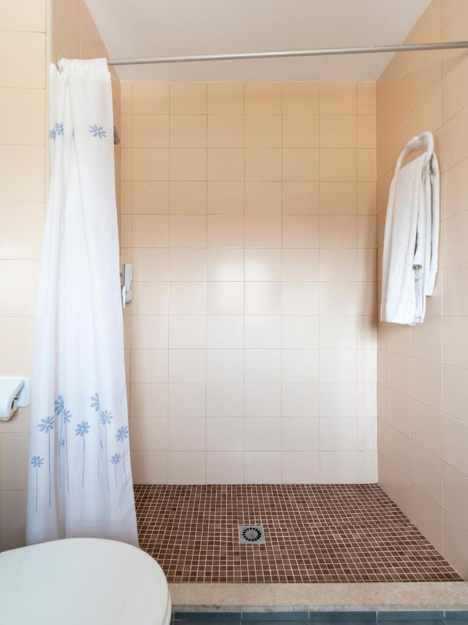 Oyo Hostal El Paisano Utrera Dış mekan fotoğraf